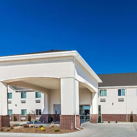 Days Inn & Suites By Wyndham El Dorado Экстерьер фото